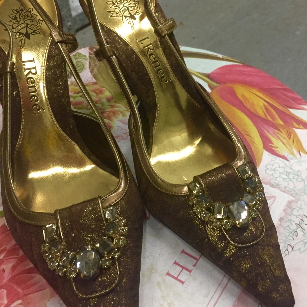 NEW - J. Renee Rachele Heels 👠